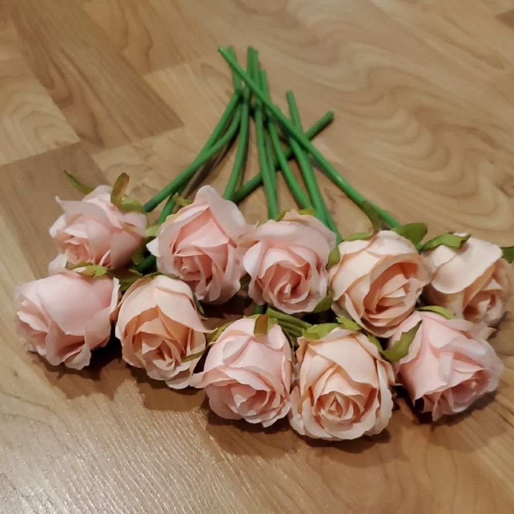 Pink Artificial Roses - Picture 2 of 3